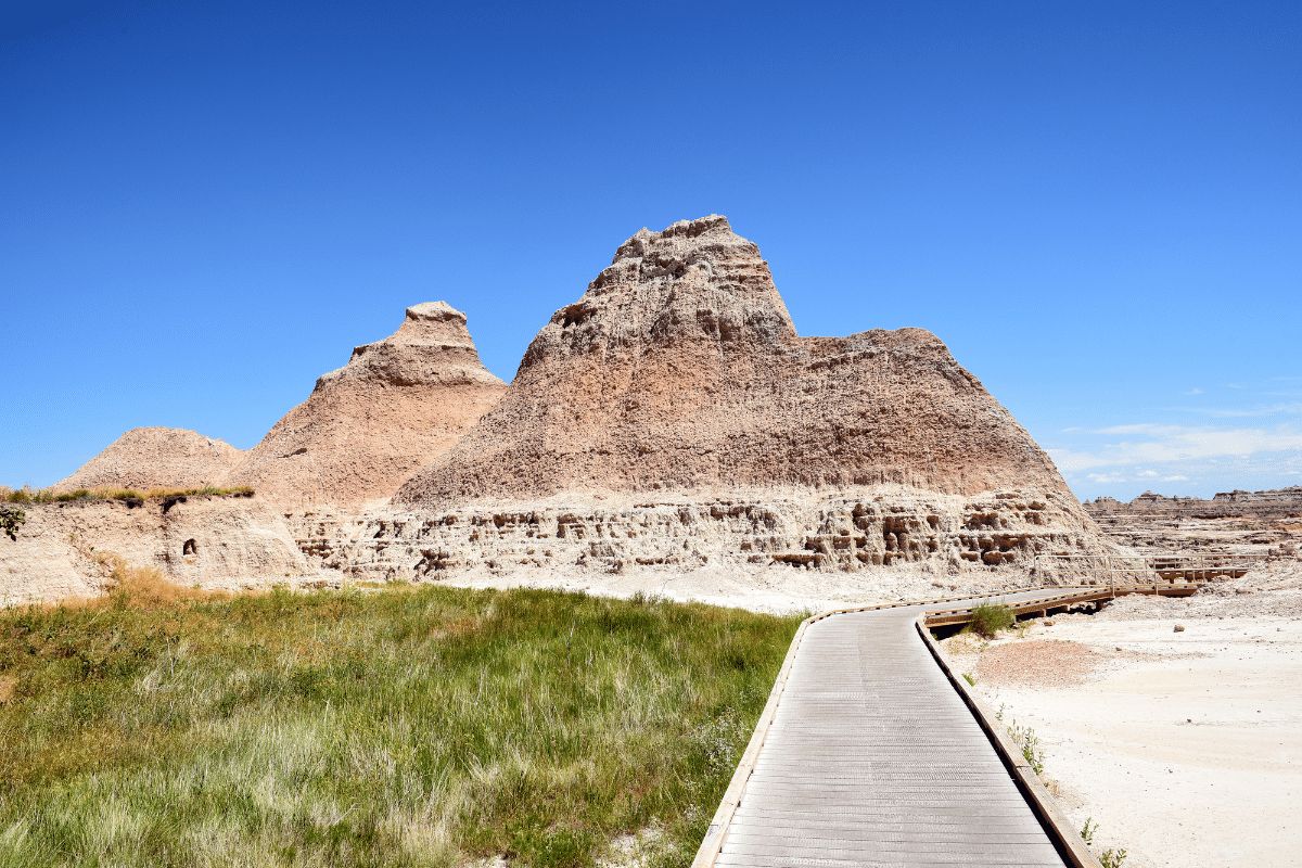 7 Best Hikes In Badlands National Park We Go On Every Year!