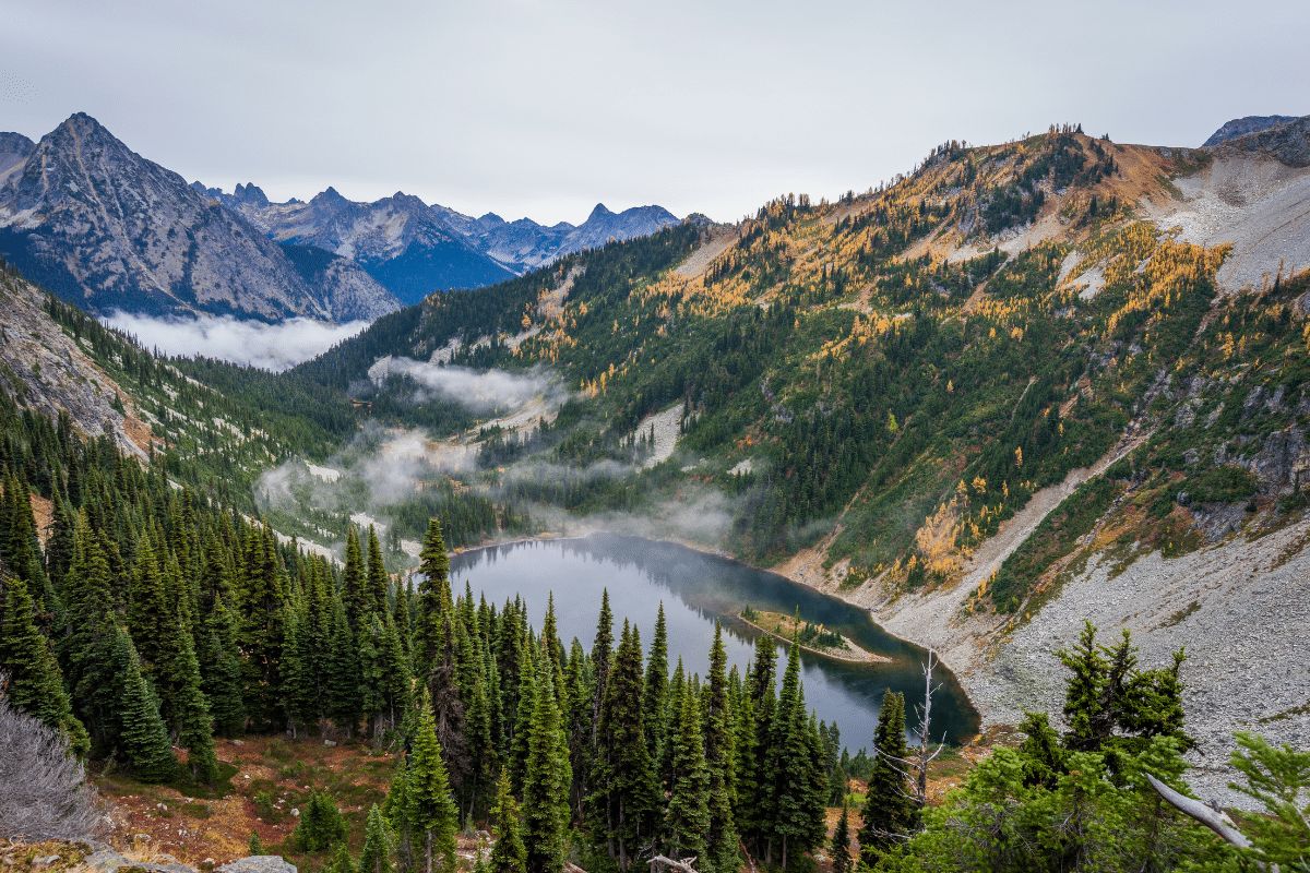 13 North Cascades National Park Trails That Will Make You Surrender To ...