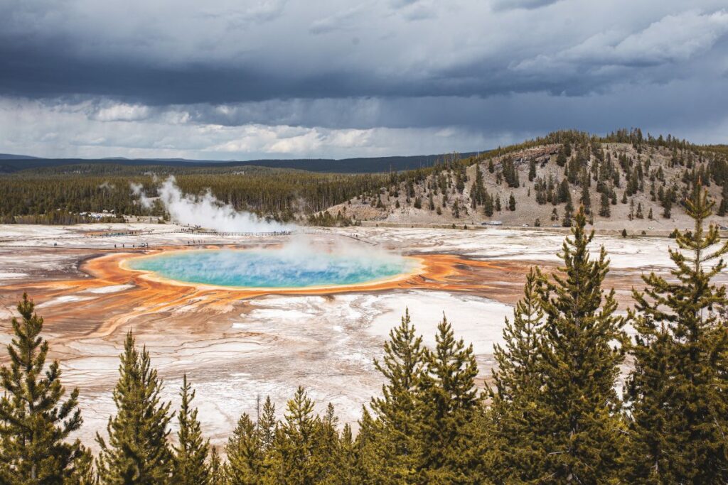 Grand Prismatic Hot Spring 2 Hikes in Yellowstone National Park