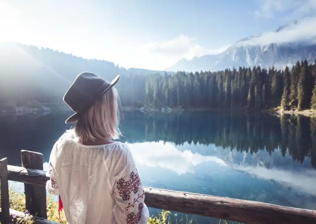 lakes in yellowstone