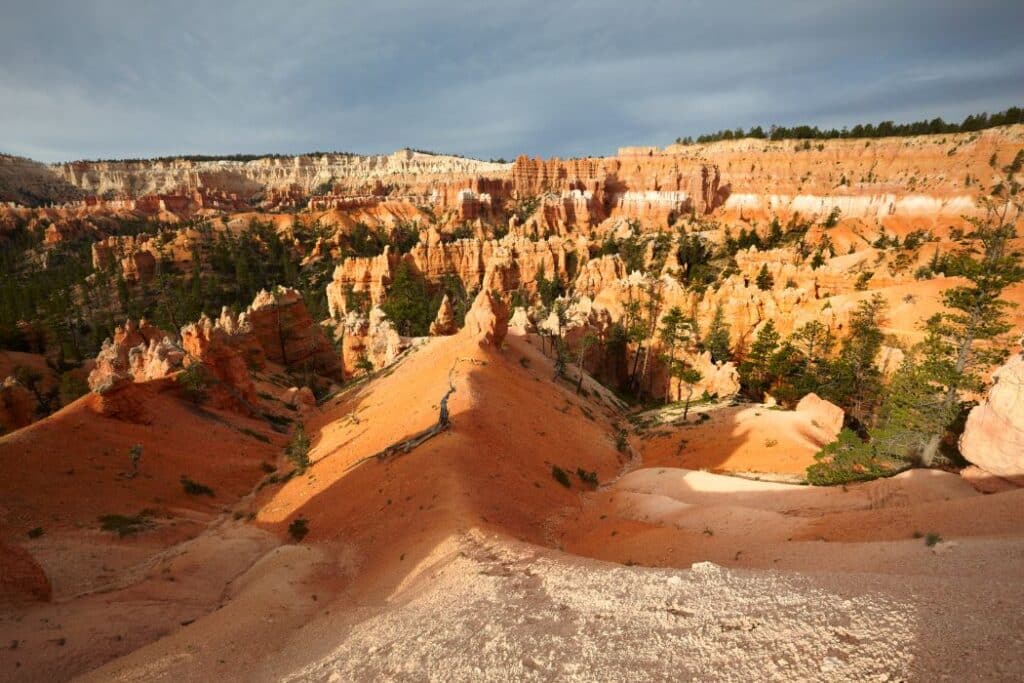 amphitheatre  FACTS ABOUT BRYCE CANYON NATIONAL PARK