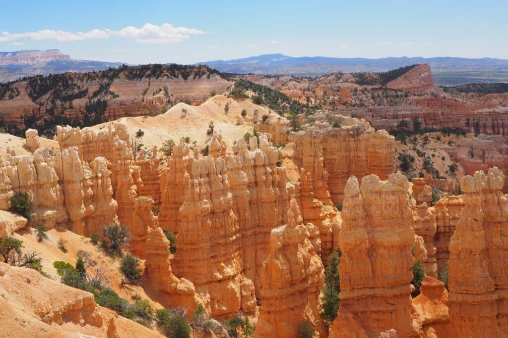 bryce canyon Fairyland Point  FACTS ABOUT BRYCE CANYON NATIONAL PARK